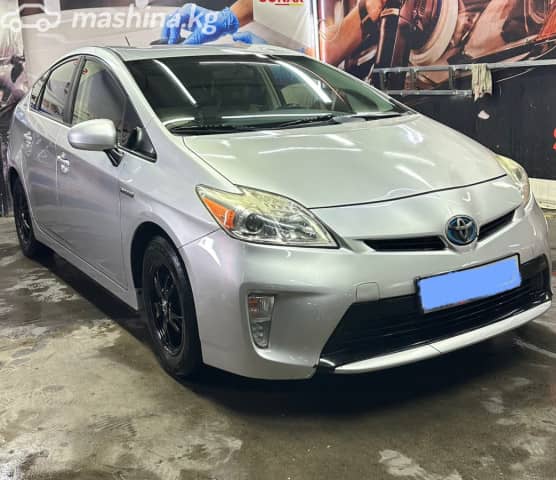 Toyota Prius III Рестайлинг (XW30)