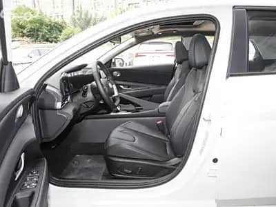 Hyundai Elantra VII (CN7) Рестайлинг 1.5 CVT
