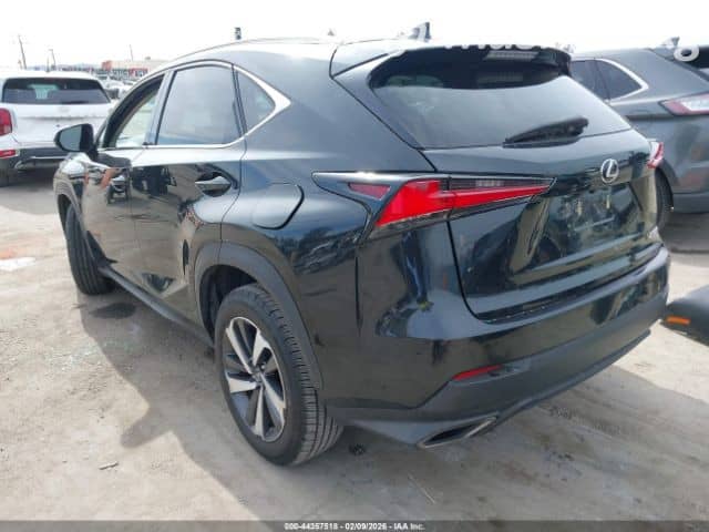 Lexus NX I Рестайлинг 200 2.0 CVT
