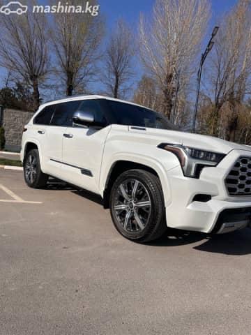 Toyota Sequoia III 3.5hyb AT 4WD