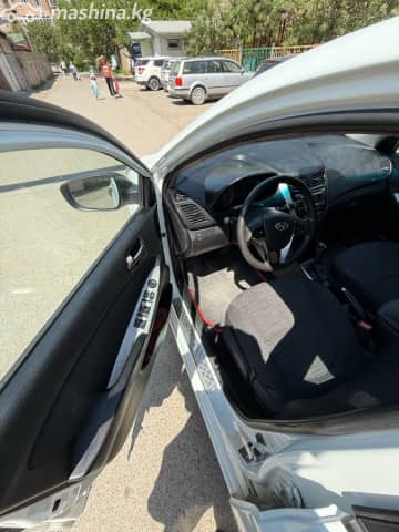 Hyundai Solaris I Рестайлинг 1.6 AT