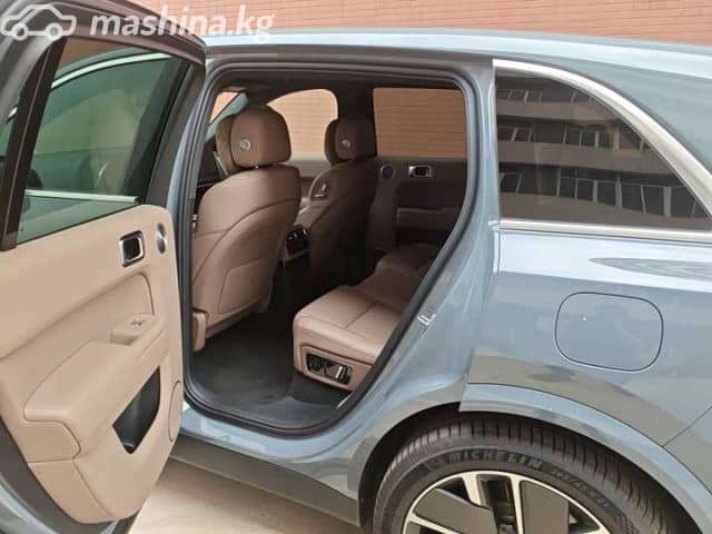 LiXiang L7 Рестайлинг 1.5hyb AT 4WD