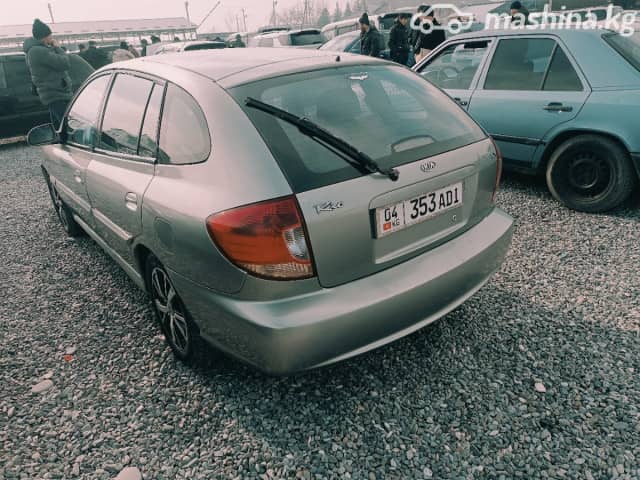 Kia Rio I 1.6 MT
