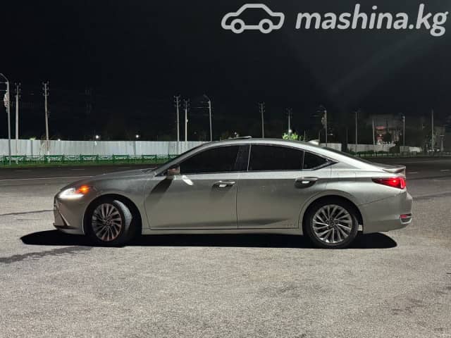 Lexus ES VII