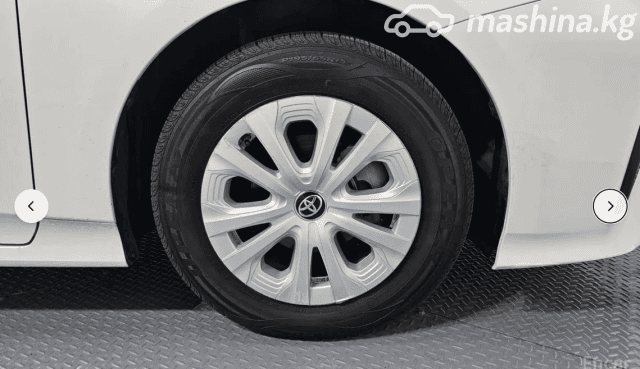 Toyota Prius IV Рестайлинг (XW50) 1.8hyb AT