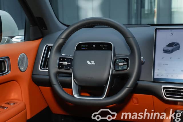 LiXiang L6 1.5hyb AT 4WD