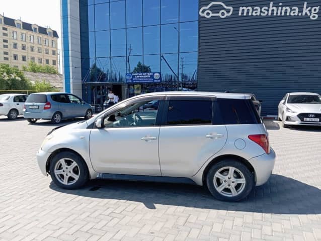 Toyota Ist I 1.3 AT