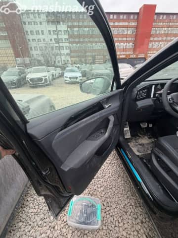 Volkswagen Tiguan III (China Market) 2.0 AMT 4WD
