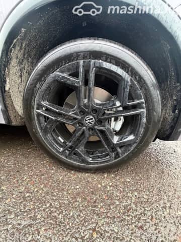 Volkswagen Tiguan III (China Market) 2.0 AMT 4WD