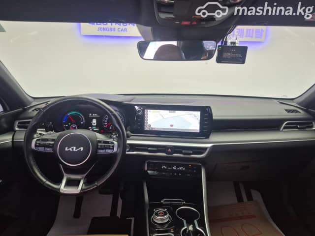 Kia K5 III 2.0hyb AT