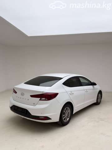 Hyundai Avante VI Рестайлинг 1.6 CVT