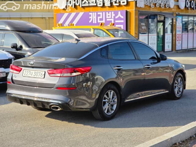 Kia K5 II 2.0 AT