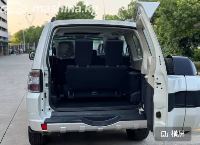 Mitsubishi Pajero IV Рестайлинг 2 3.0 AT 4WD