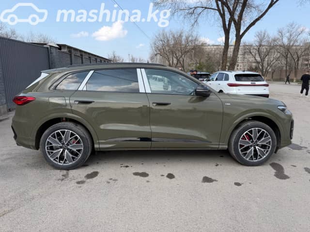 Audi Q5 III 40 TFSI 2.0 AMT 4WD