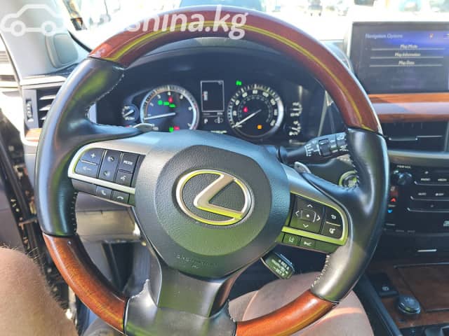 Lexus LX III Рестайлинг 2 570 5.7 AT 4WD