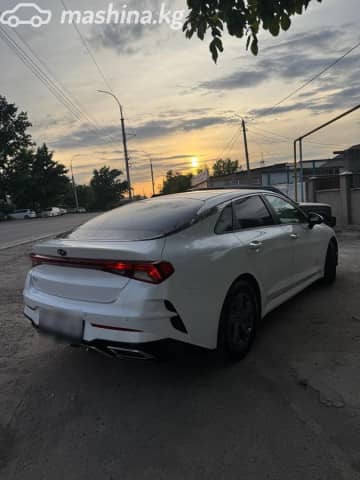 Kia K5 III