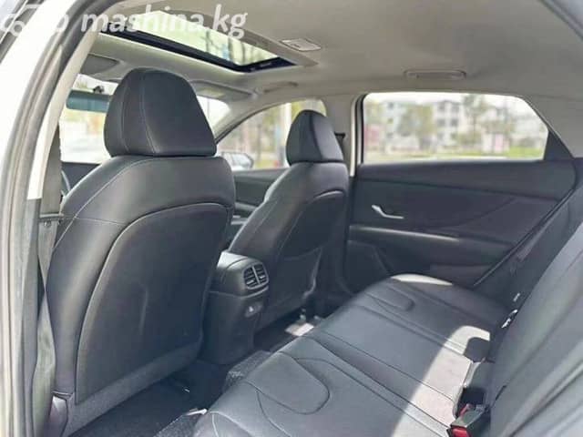 Hyundai Elantra VII (CN7) 1.6 AT