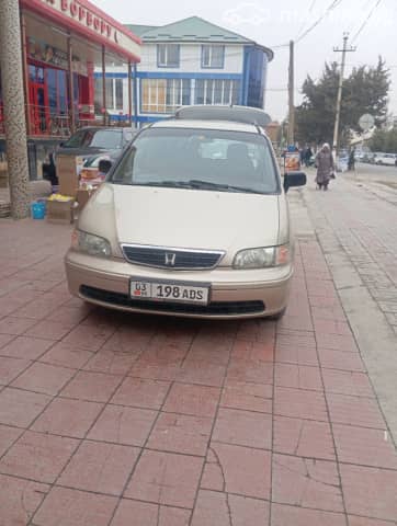 Honda Shuttle I 2.3 AT
