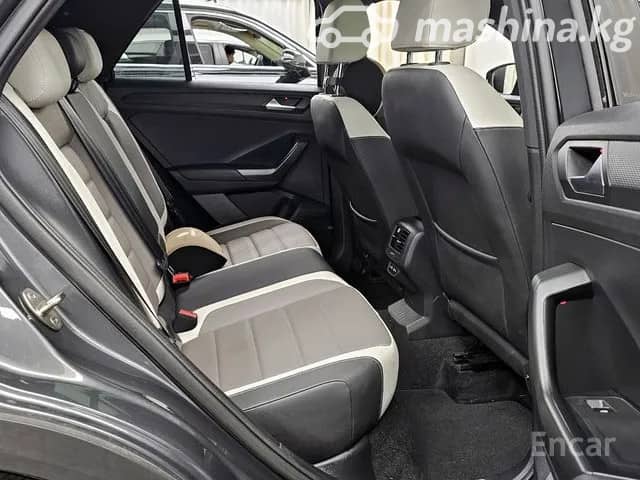 Volkswagen T-Roc I 2.0d AMT 4WD