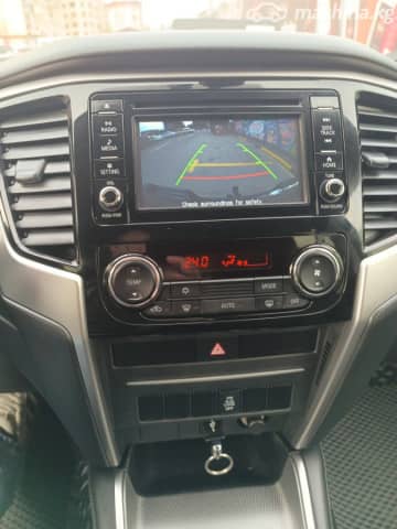 Mitsubishi L200 V Рестайлинг 2.4d AT 4WD