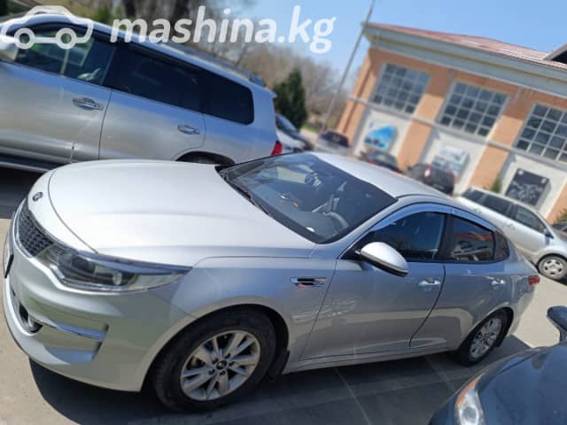 Kia K5 II 2.0 AT
