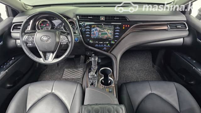 Toyota Camry VIII (XV70) 2.5hyb CVT