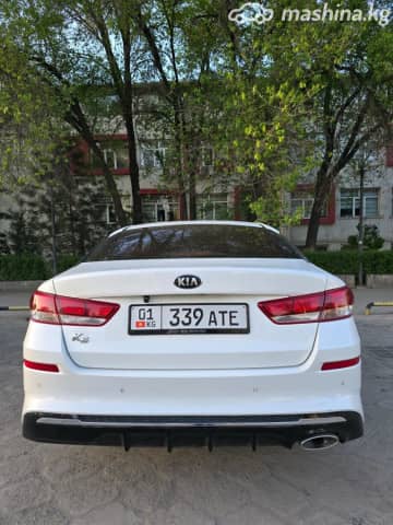 Kia K5 II 2.0 AT