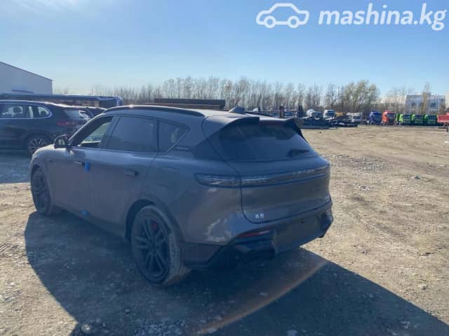 Voyah Free I Рестайлинг 318 1.5hyb AT 4WD