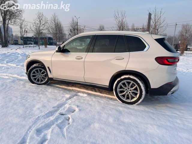 BMW X5 IV (G05/G18) 40i 3.0 AT 4WD