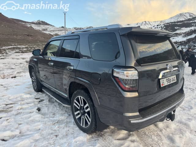 Toyota 4Runner V Рестайлинг 4.0 AT 4WD
