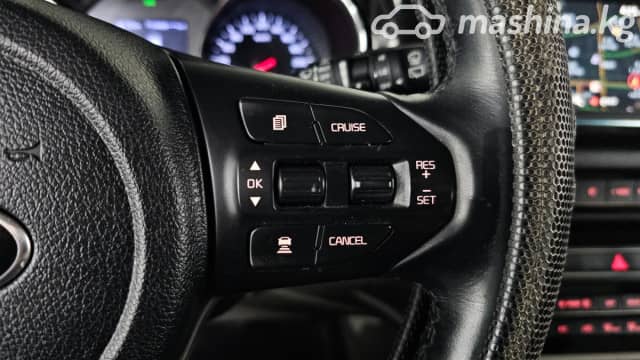 Kia Carnival III 2.2d AT
