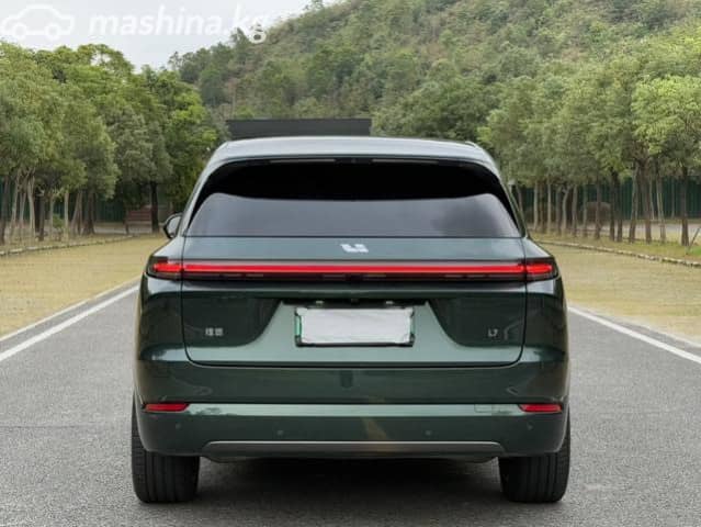 LiXiang L7 Рестайлинг 1.5hyb AT 4WD