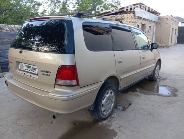 Honda Shuttle I 2.3 AT