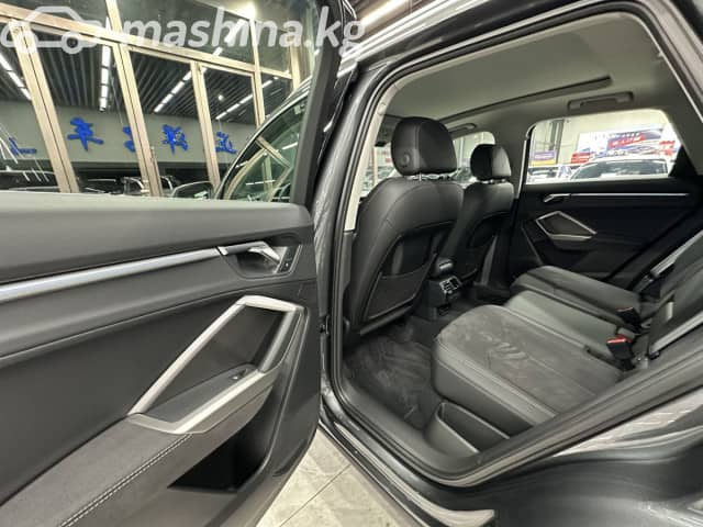 Audi Q3 II (F3) 35 TFSI 1.4 AMT