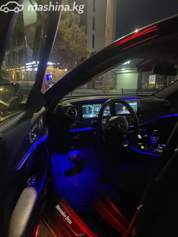 Mercedes-Benz E-Класс V (W213, S213, C238) 300 2.0 AT 4WD