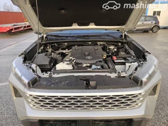 Toyota Hilux VIII Рестайлинг 2.8d MT 4WD