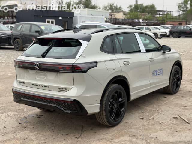 Volkswagen Tiguan III (China Market) 2.0 AMT 4WD