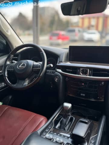 Lexus LX III Рестайлинг 2 570 5.7 AT 4WD