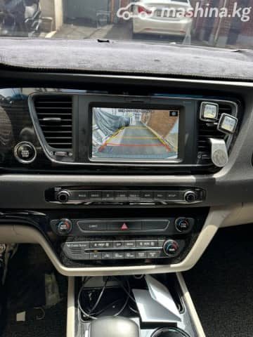Kia Carnival III 2.2d AT