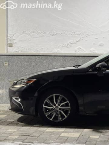 Lexus ES VI Рестайлинг 300h 2.5hyb CVT