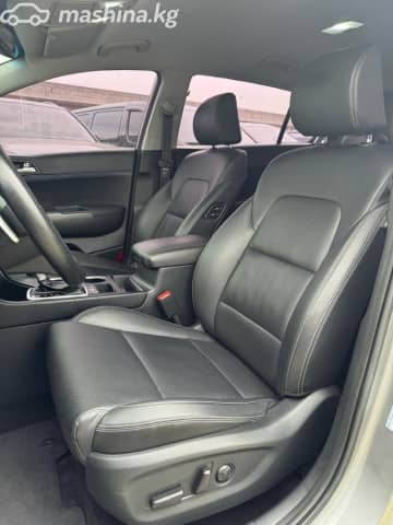 Kia Sportage IV Рестайлинг 2.0d AT