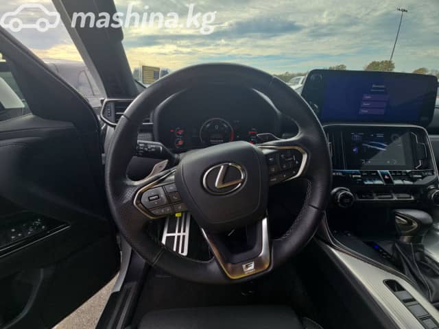 Lexus LX IV 600 3.5 AT 4WD