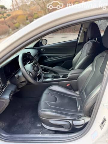 Hyundai Avante VII 1.6hyb AMT
