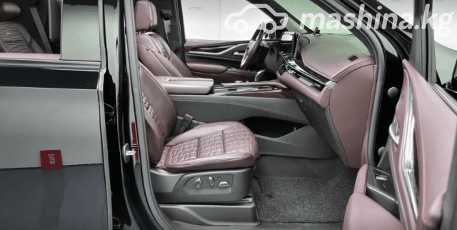 Cadillac Escalade V 6.2 AT 4WD