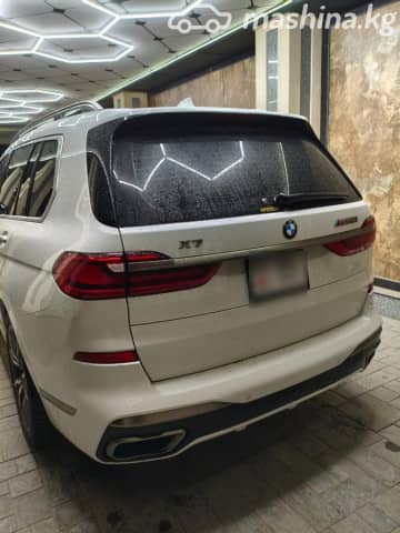 BMW X7 I (G07) 50i 4.4 AT 4WD
