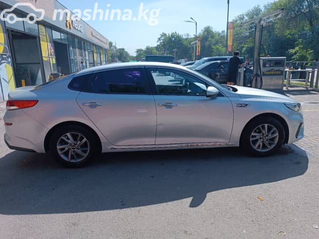 Kia K5 II 2.0 AT