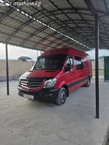 Mercedes-Benz Фургон (6х2)
