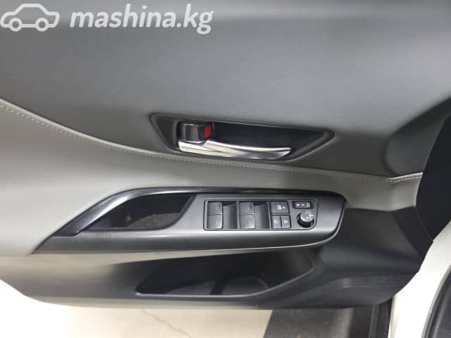 Toyota Venza II 2.5hyb CVT 4WD