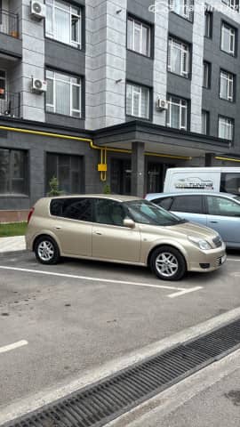 Toyota Opa I 1.8 AT