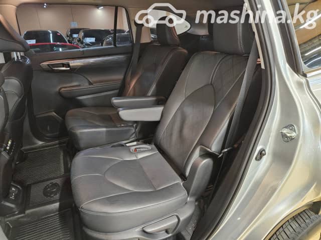 Toyota Highlander IV (U70) 2.5hyb AT 4WD